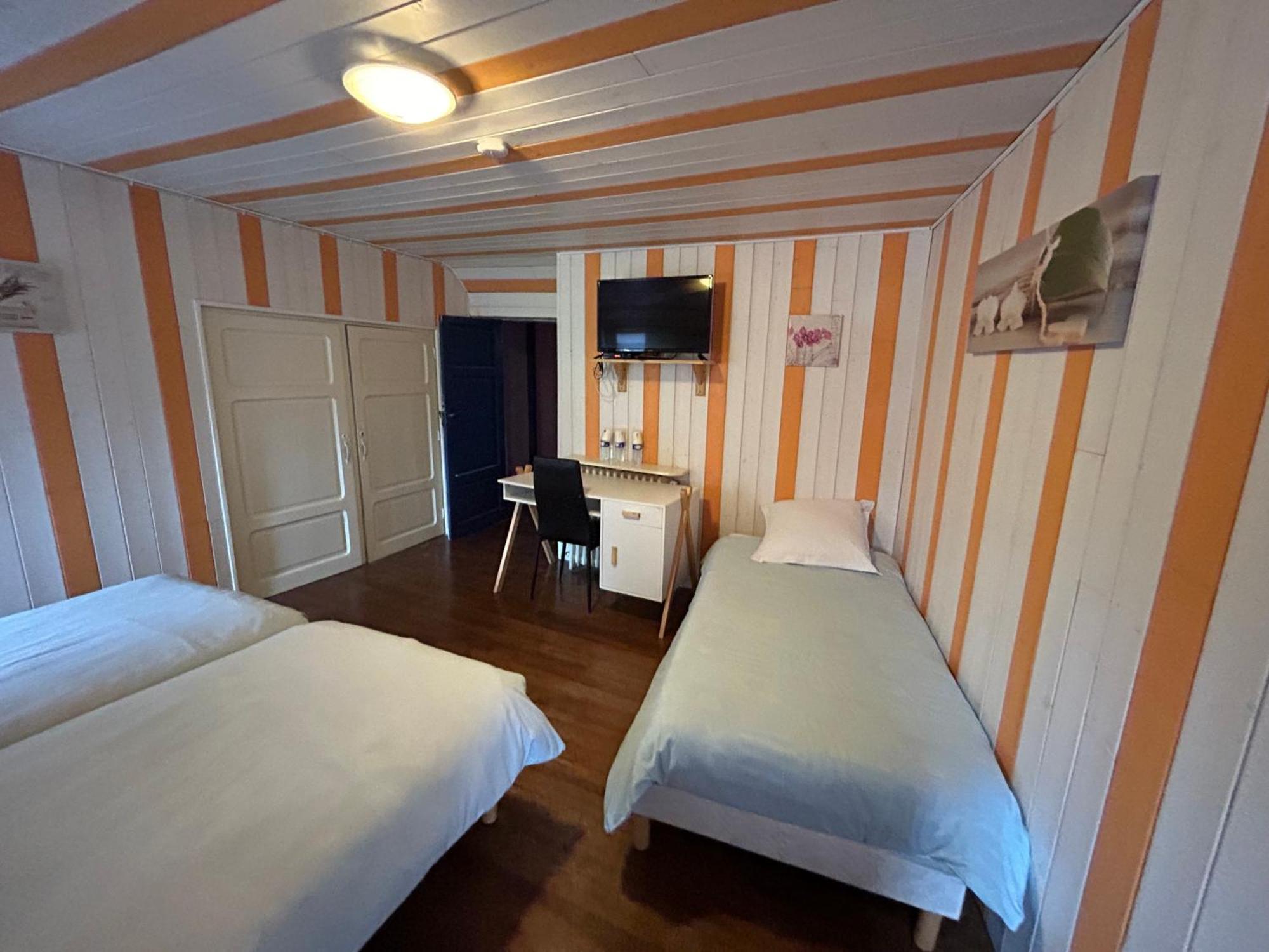 Chambres D'Hotes La Cheminee Tardets-Sorholus Екстериор снимка